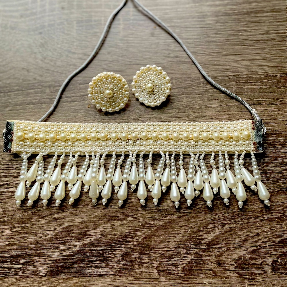 White Pearl Clouds Handmade Choker Necklace Set with Matching Earrings